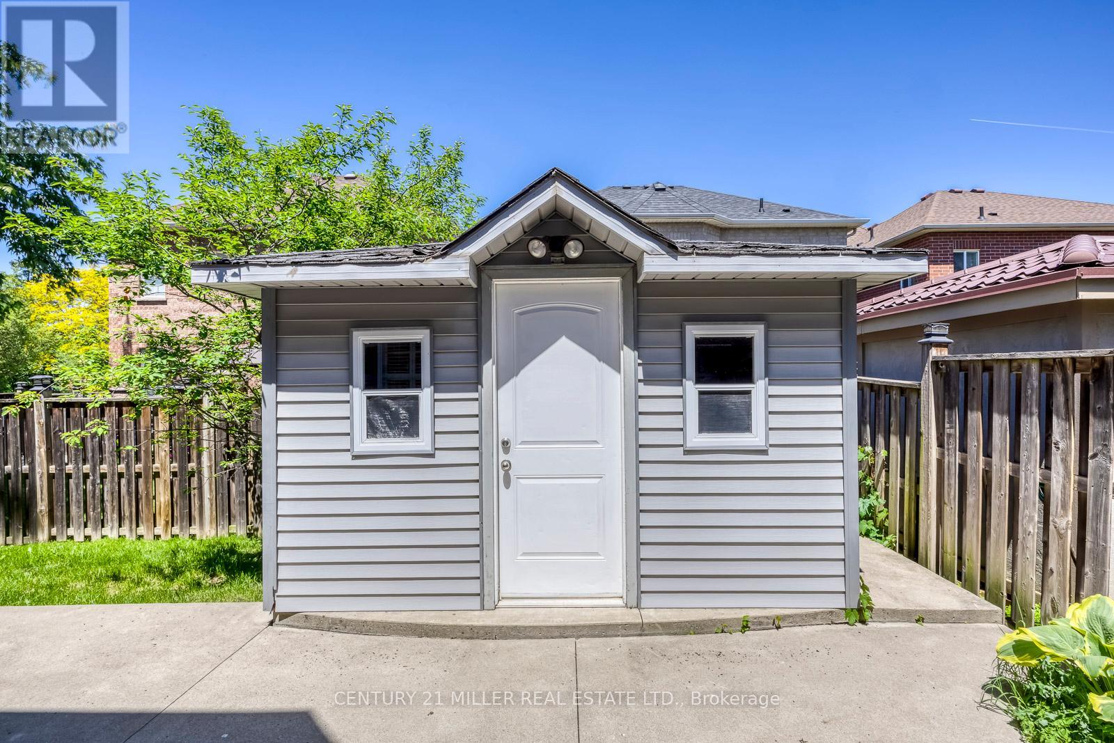 5253 NOVA CRESCENT - 35