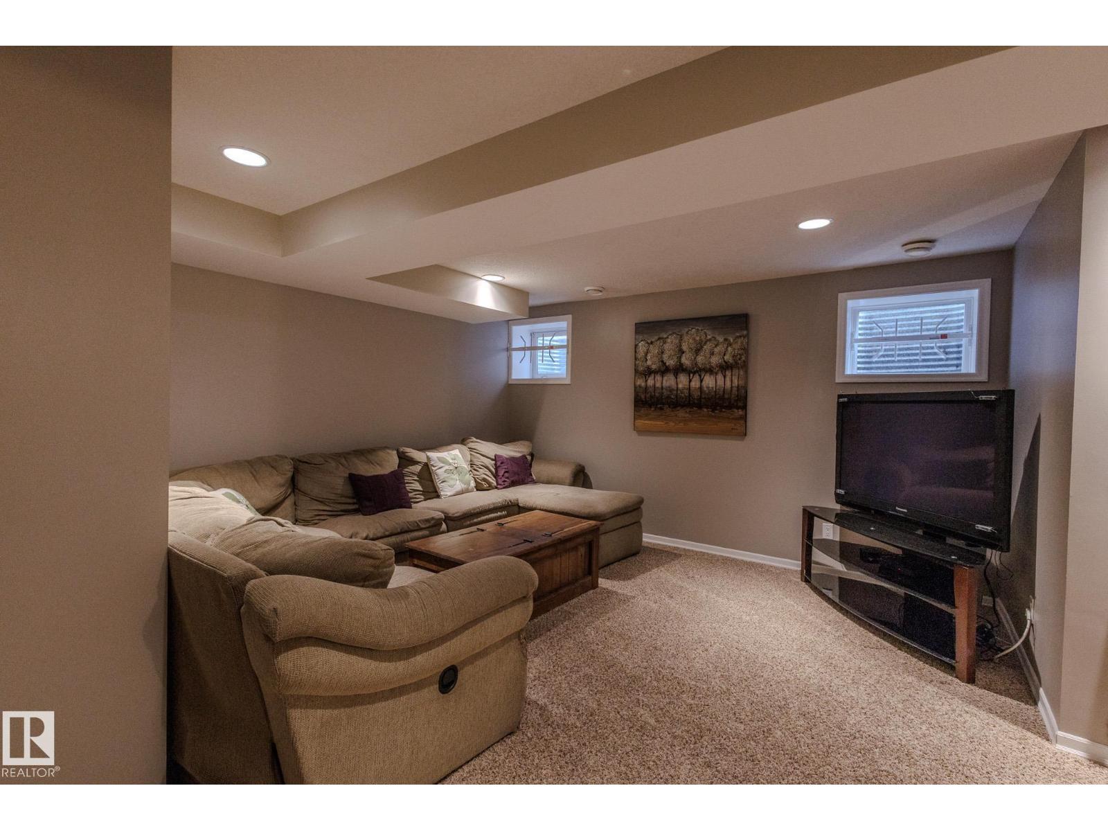 7207 14A AV SW - 24