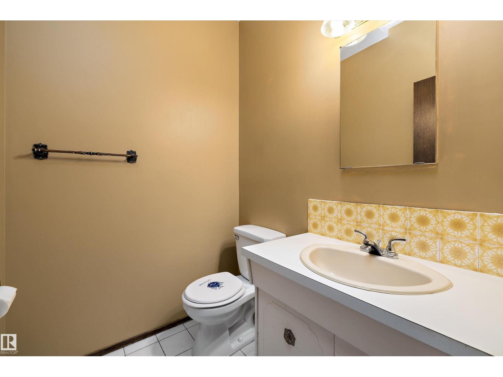 11035 163 AV NW - 17