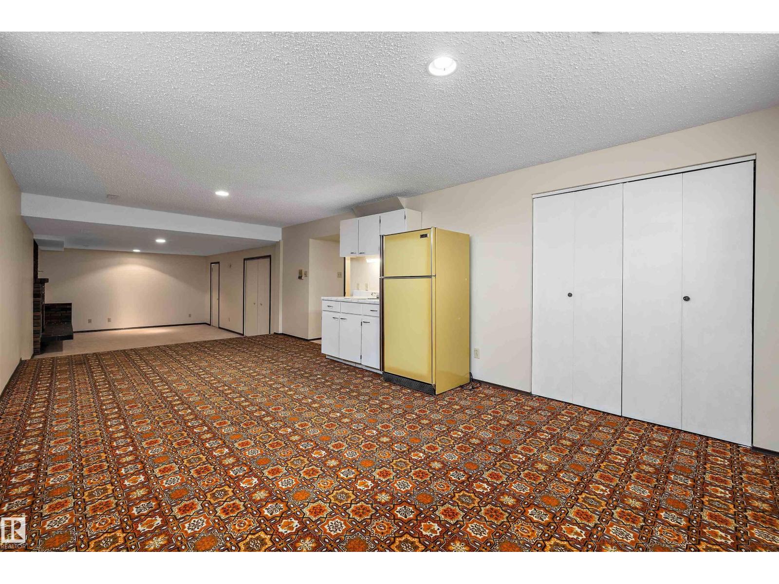 11035 163 AV NW - 34