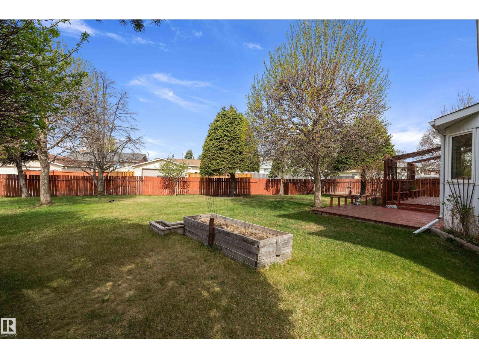 11035 163 AV NW - 40