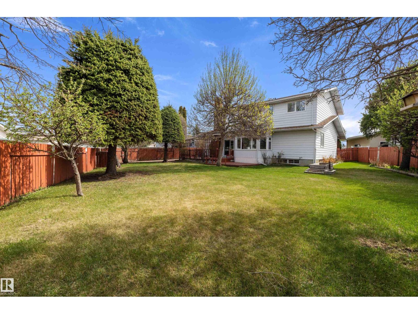11035 163 AV NW - 42