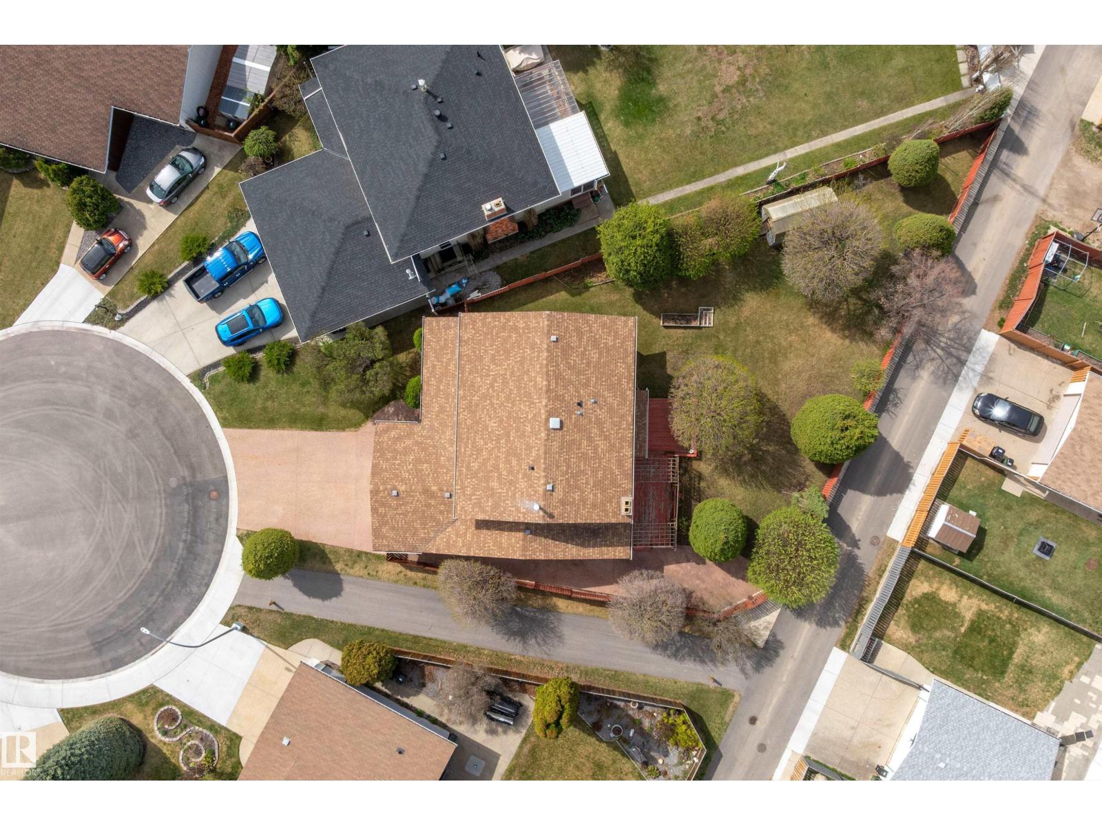 11035 163 AV NW - 47