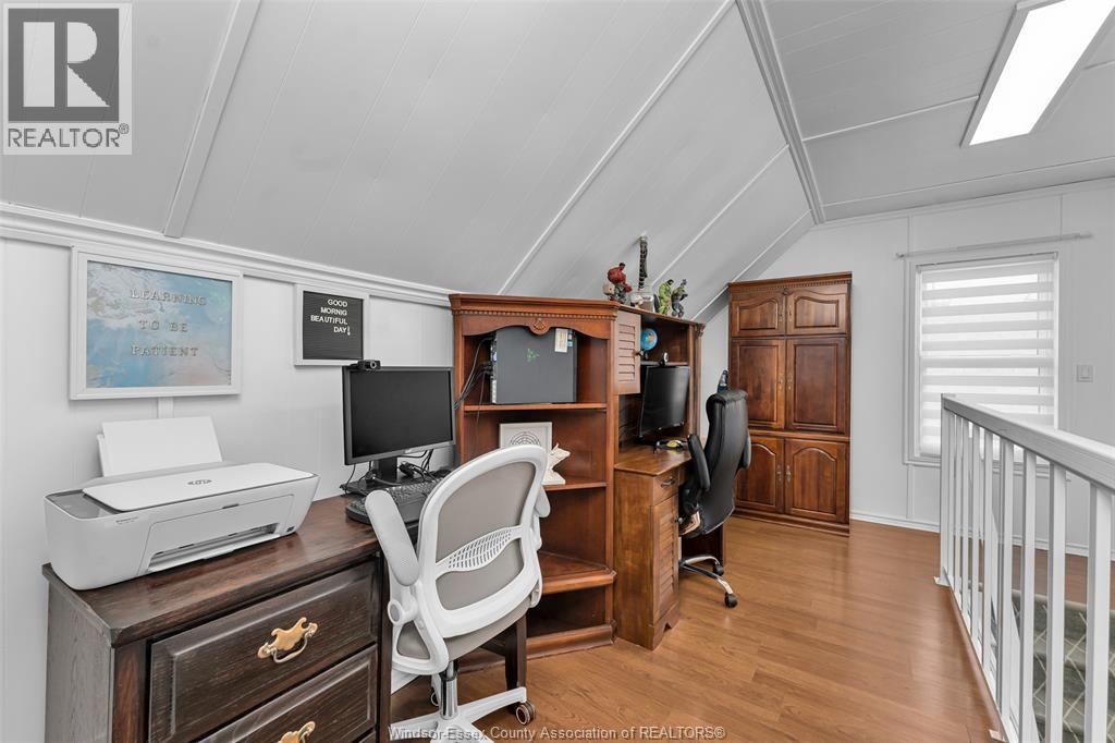 1366 LILLIAN AVENUE - 18