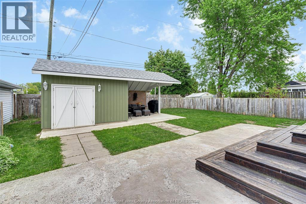 1366 LILLIAN AVENUE - 29