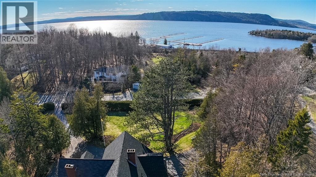 48 GONDOLA POINT Road - Image 45