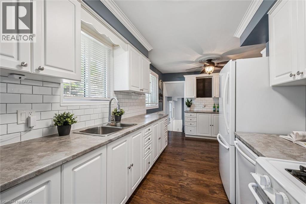 356 GRAND RIDGE Drive - 11