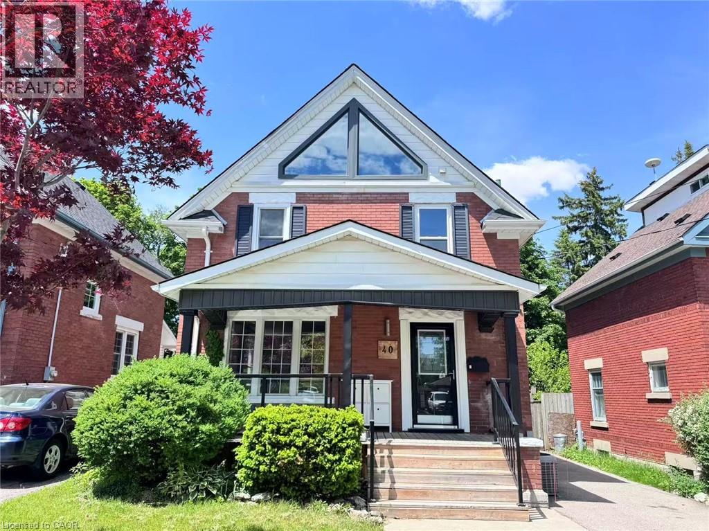 40 WOODLAND Avenue
