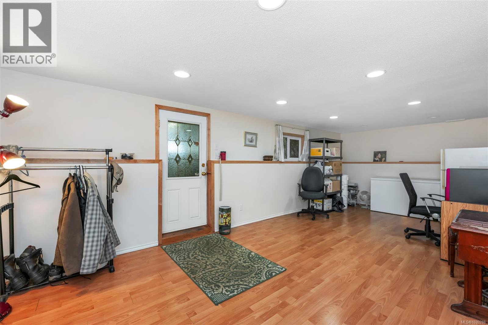 7220 Walton Rd - 43