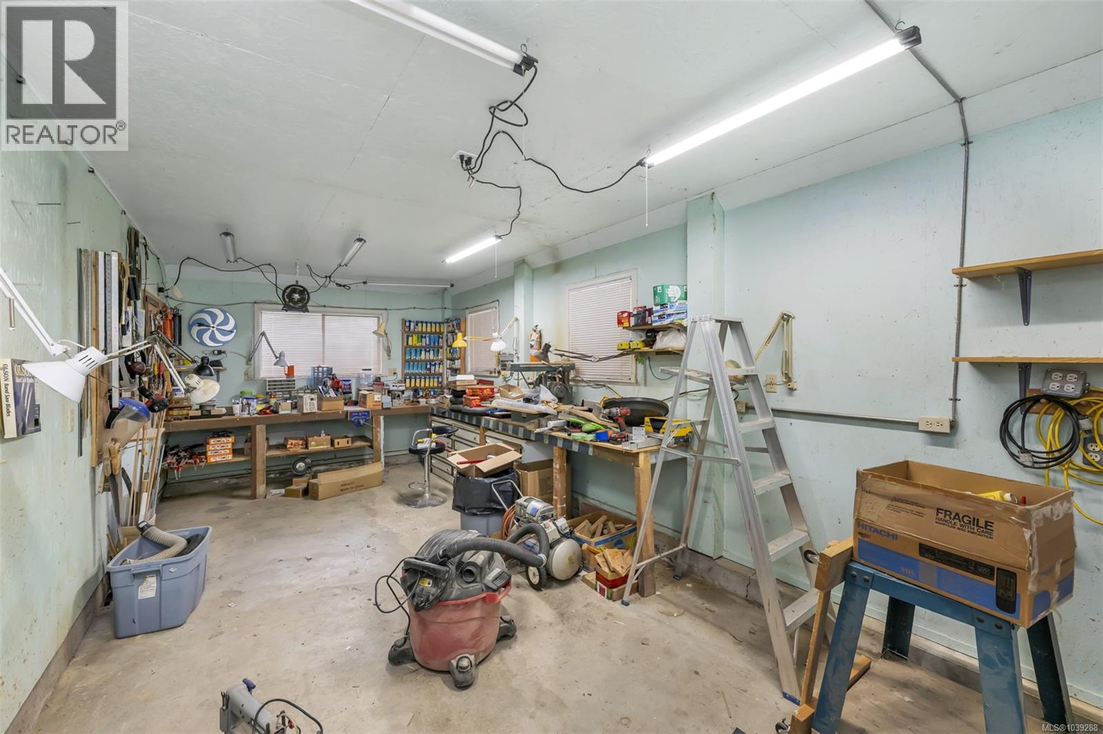 7220 Walton Rd - 53