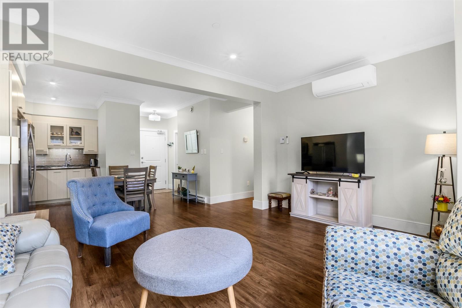 Unit 207 - 27 Rhodora Street thumbnail 5