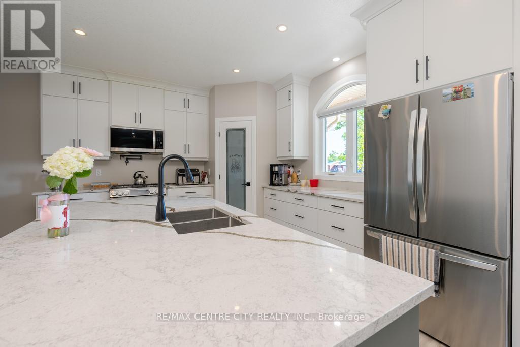 22273 PRATT SIDING ROAD - 16