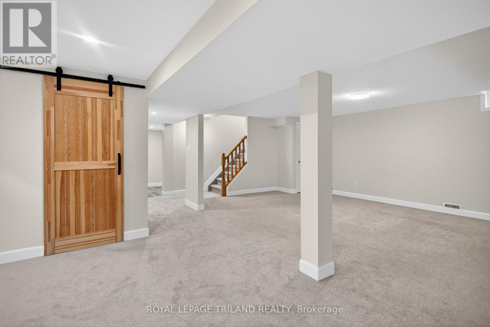 48 COTTONWOOD DRIVE - 33