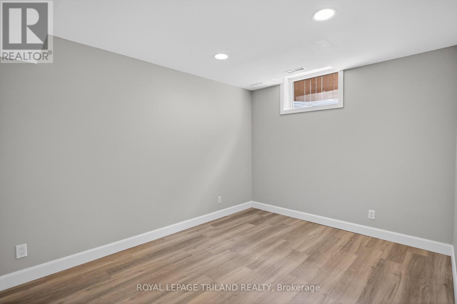 48 COTTONWOOD DRIVE - 35
