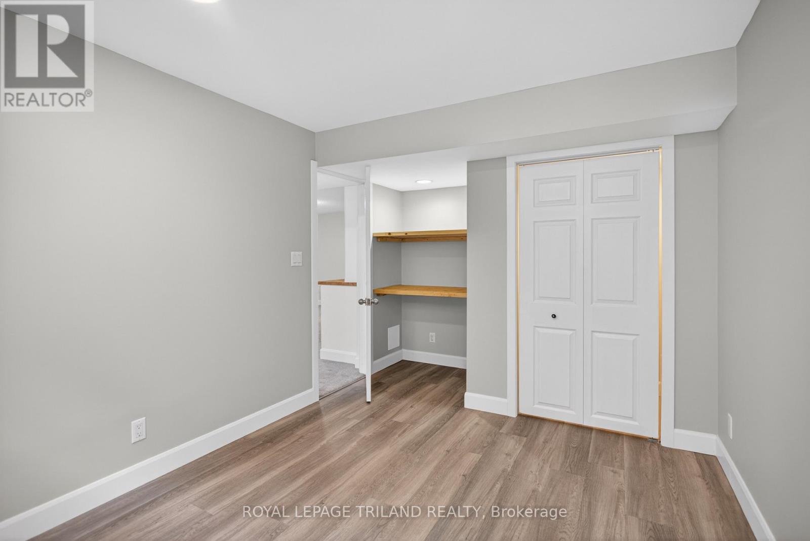 48 COTTONWOOD DRIVE - 36