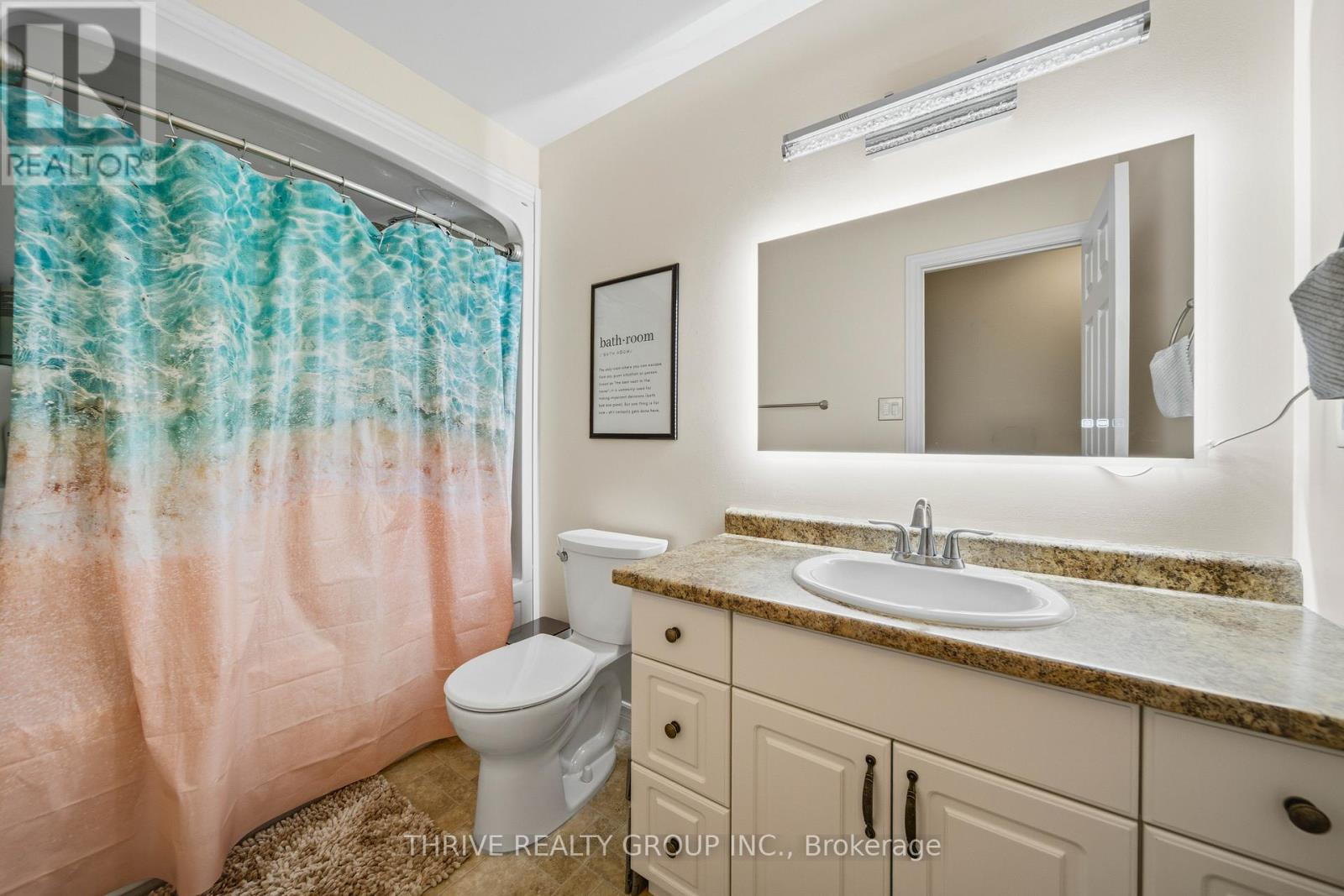 73 GREENWAY BOULEVARD - 20