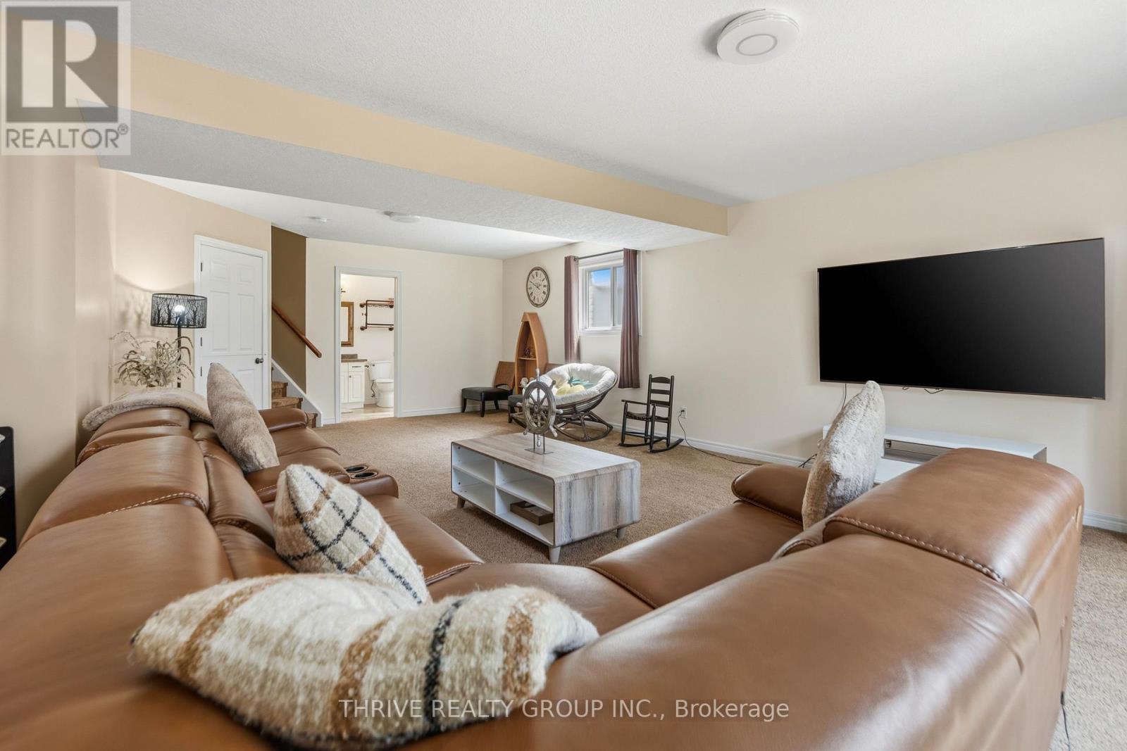 73 GREENWAY BOULEVARD - 27