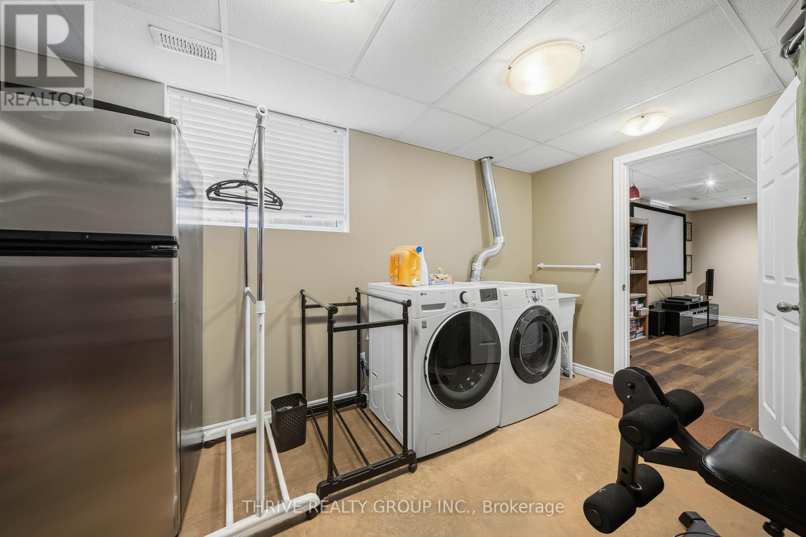 73 GREENWAY BOULEVARD - 34