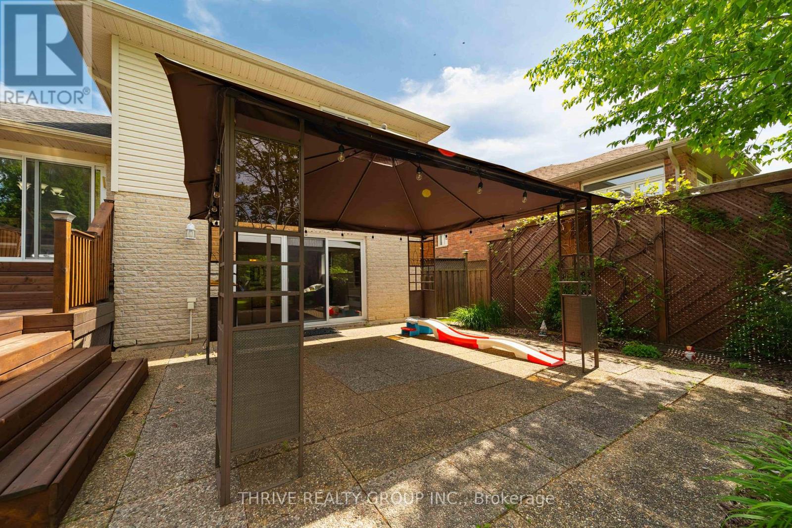 73 GREENWAY BOULEVARD - 41