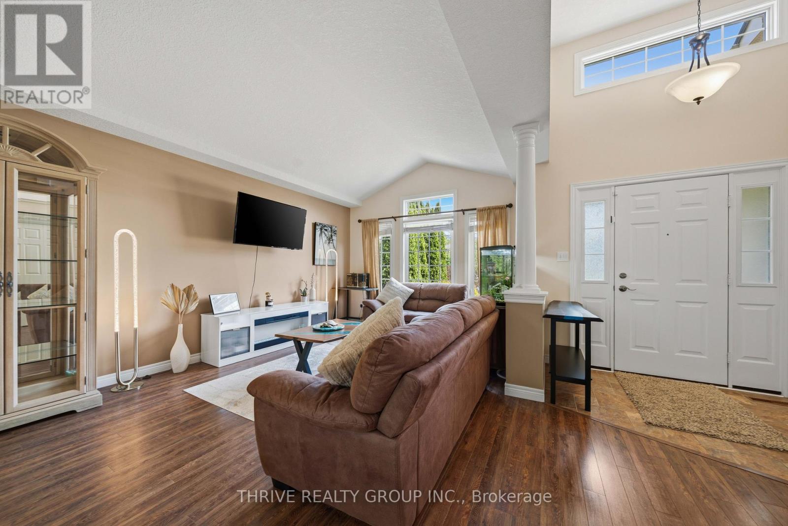 73 GREENWAY BOULEVARD - 8