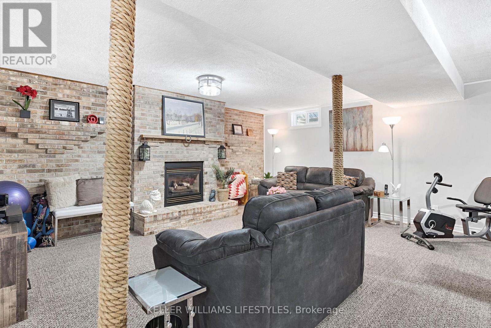 204 POCHARD LANE - 23