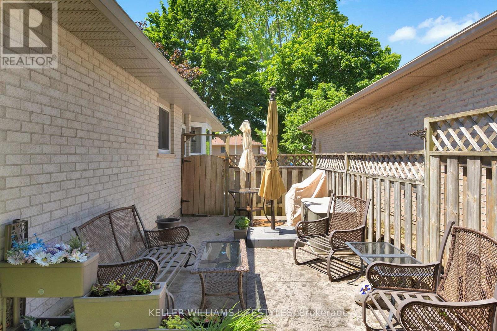 204 POCHARD LANE - 33