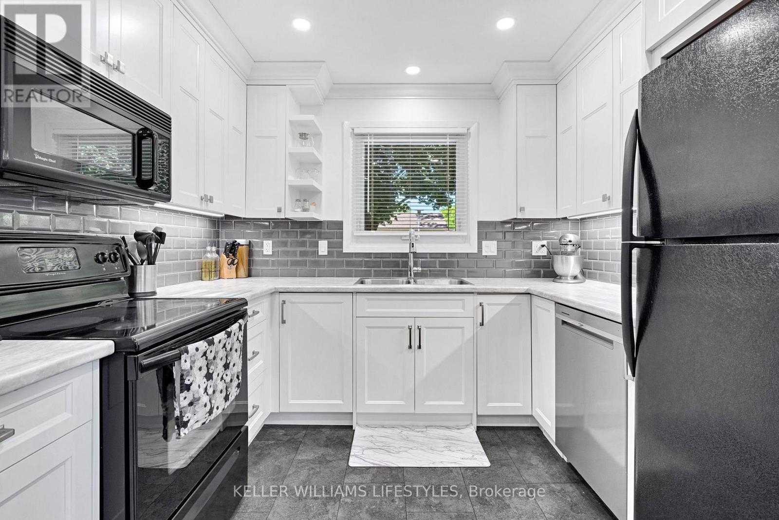 204 POCHARD LANE - 9