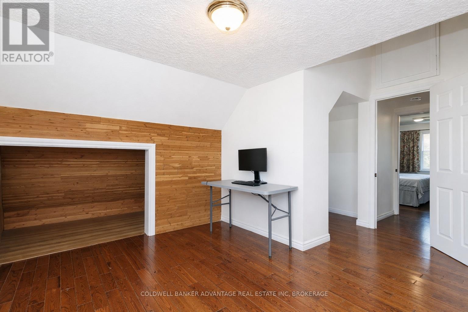 2592 3 HIGHWAY - 35