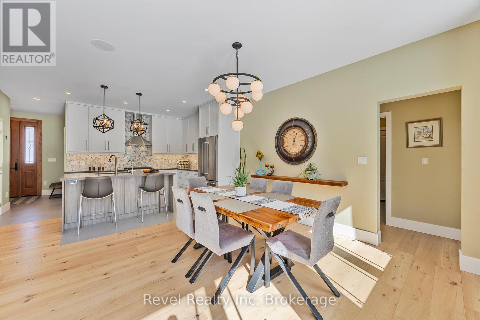 15 STONEY ROAD - 14