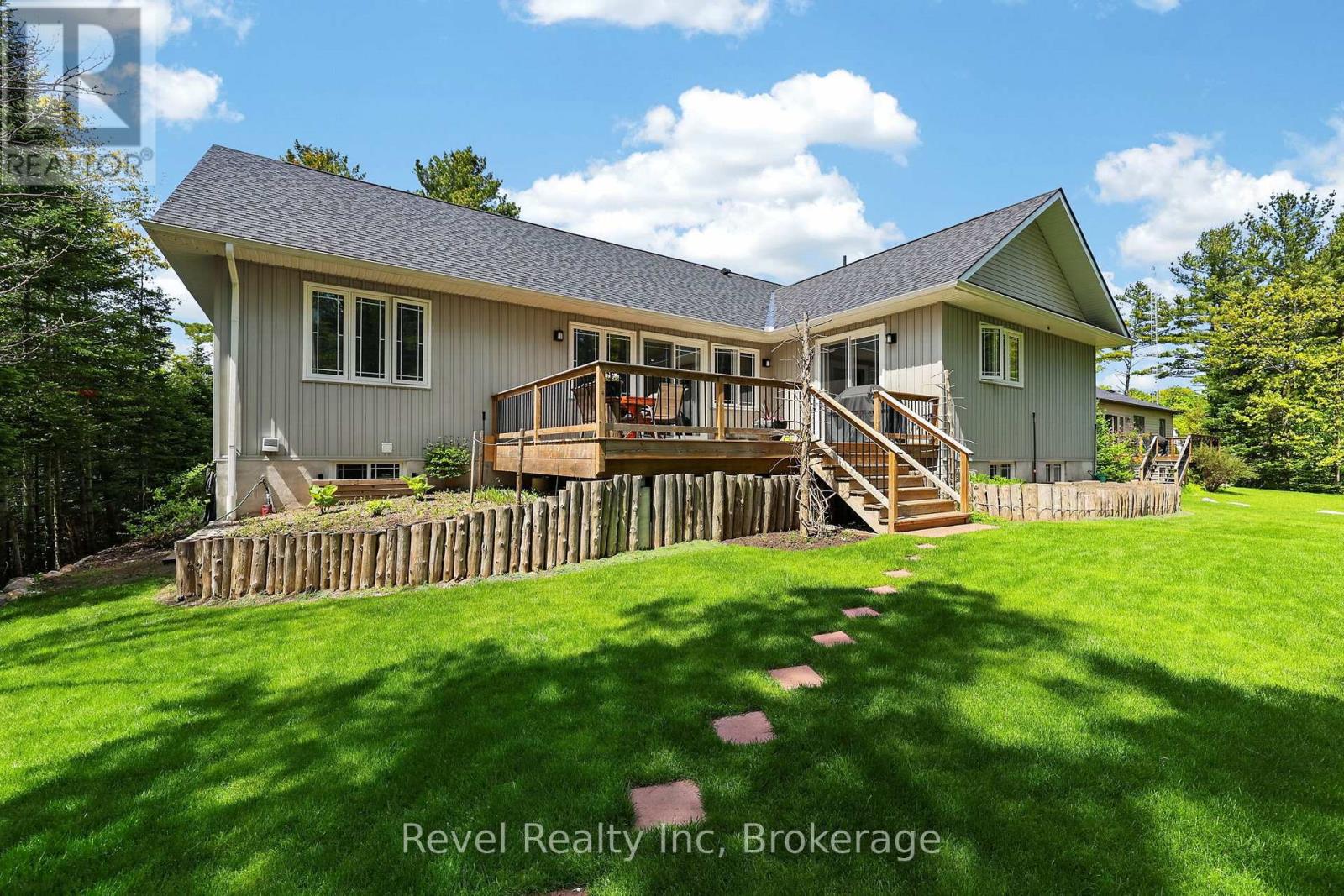 15 STONEY ROAD - 44