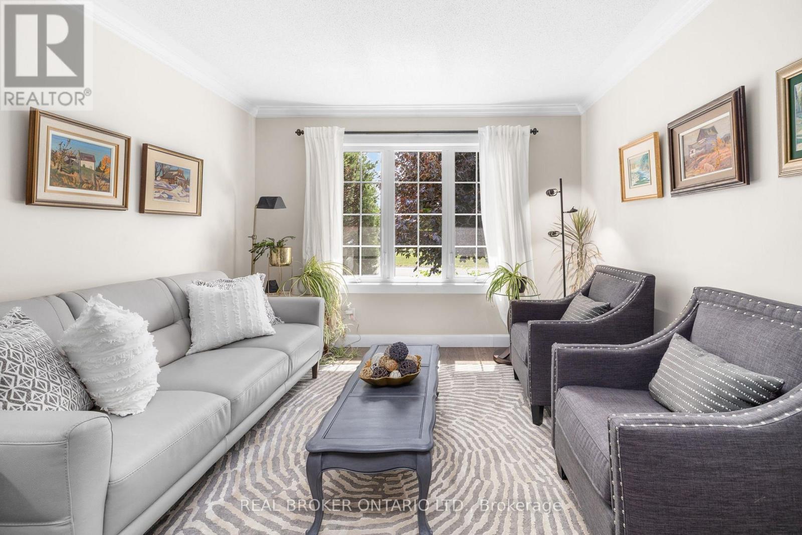 16 FOREST CREEK DRIVE - 27