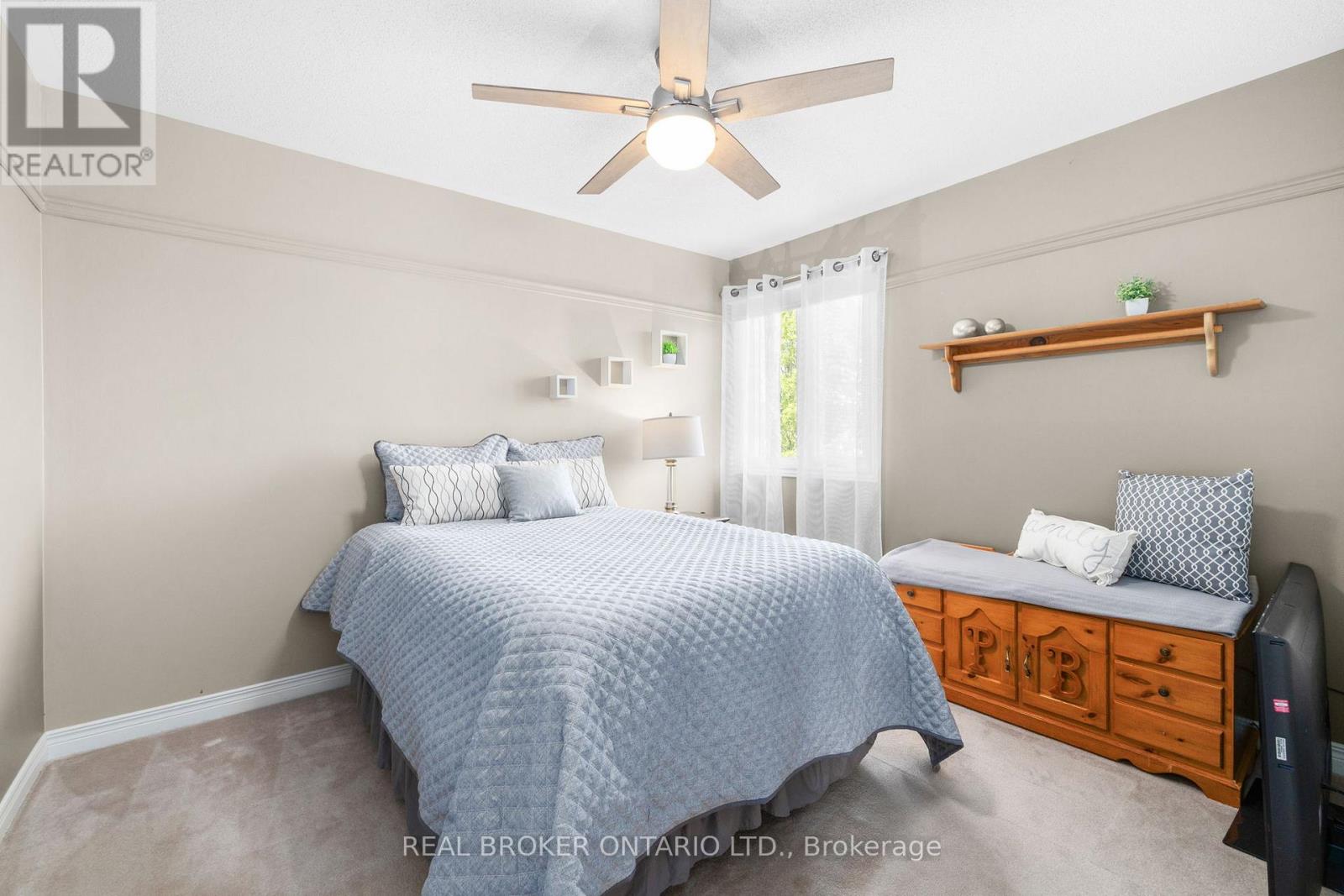16 FOREST CREEK DRIVE - 38