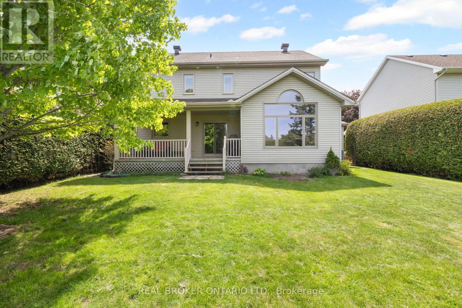 16 FOREST CREEK DRIVE - 46