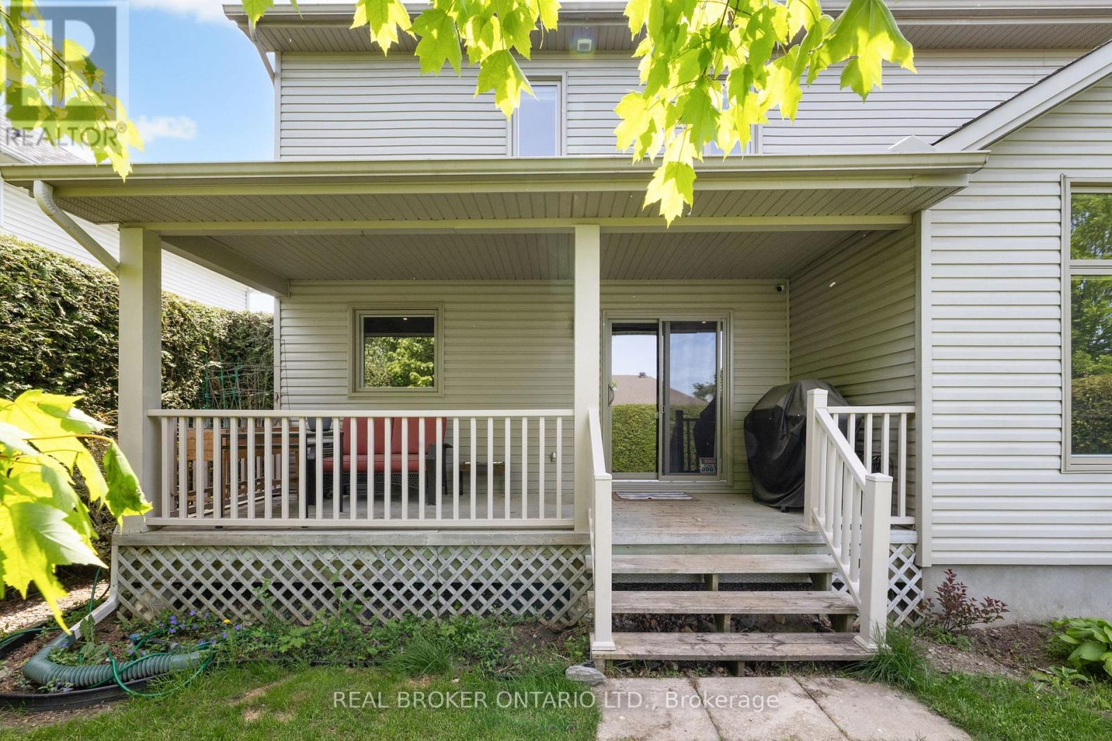 16 FOREST CREEK DRIVE - 47