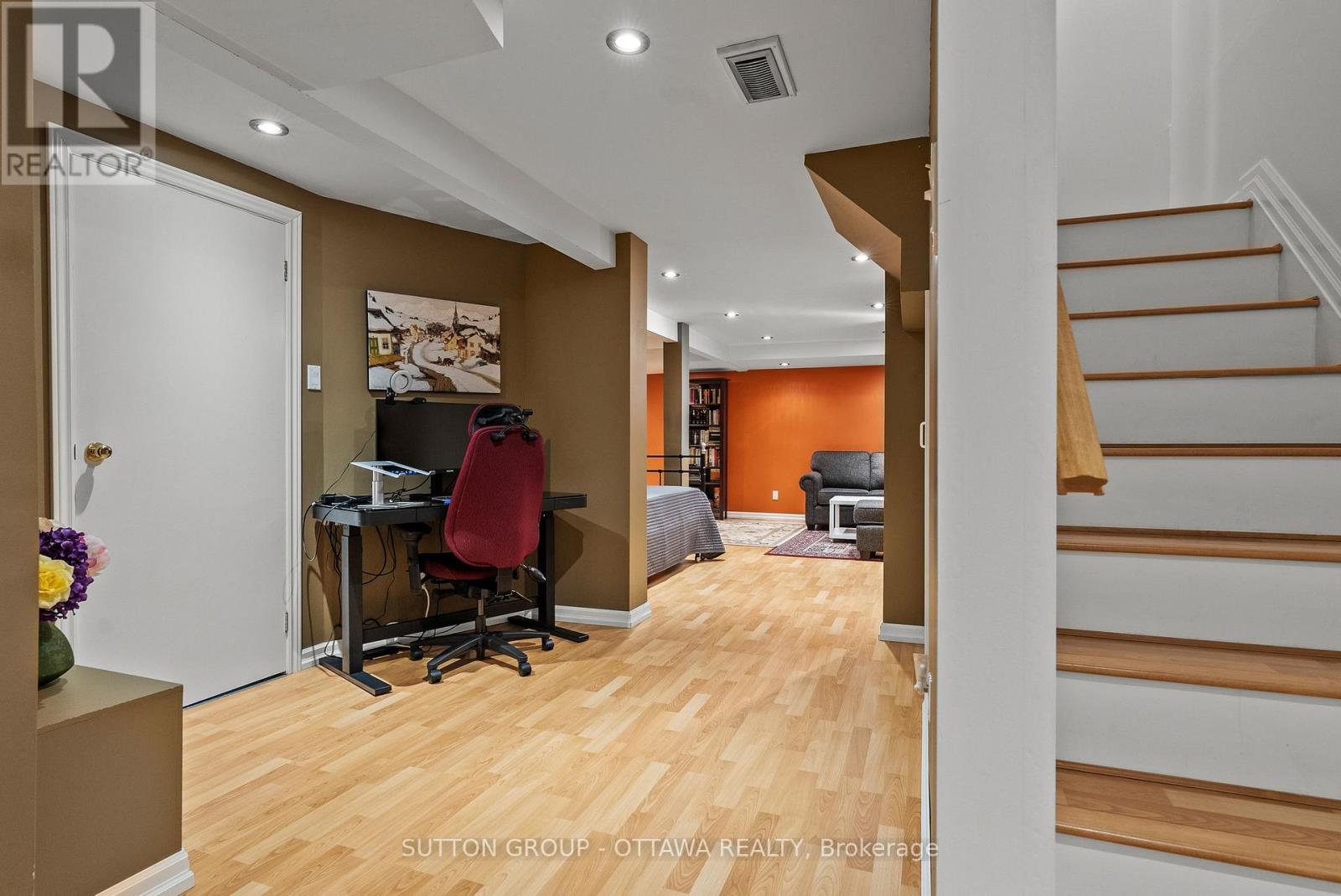 200 MCCURDY DRIVE - 33
