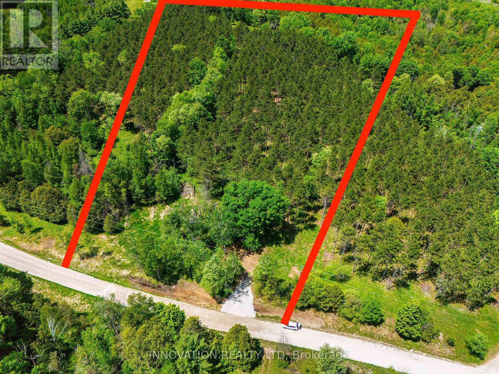 Lot boundary lines are aproximate