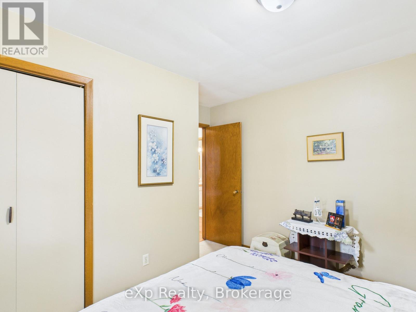 303 MARY STREET - 18