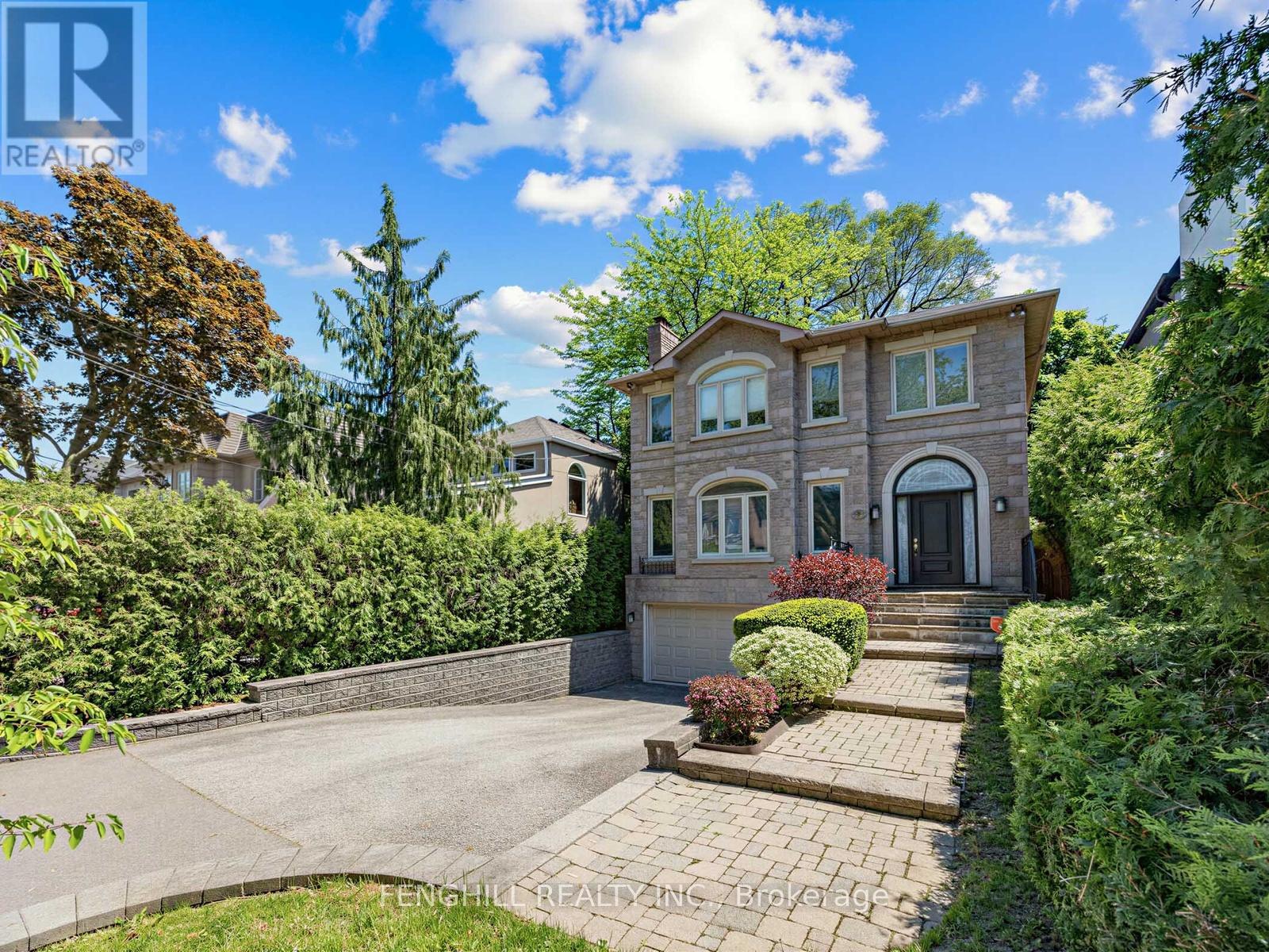 Listing photo of 505 CRANBROOKE AVENUE
