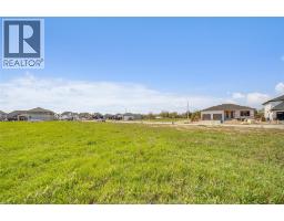 3662 Farrow Avenue, Windsor, ON N9E0B3 Photo 8