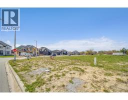 3662 Farrow Avenue, Windsor, ON N9E0B3 Photo 10
