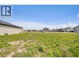 3662 Farrow Avenue, Windsor, ON N9E0B3 Photo 12