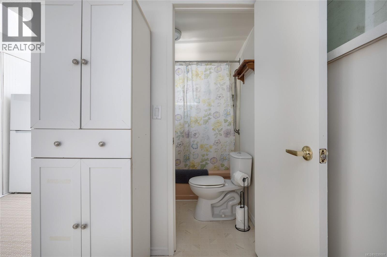 479 Hillcrest Ave - 31