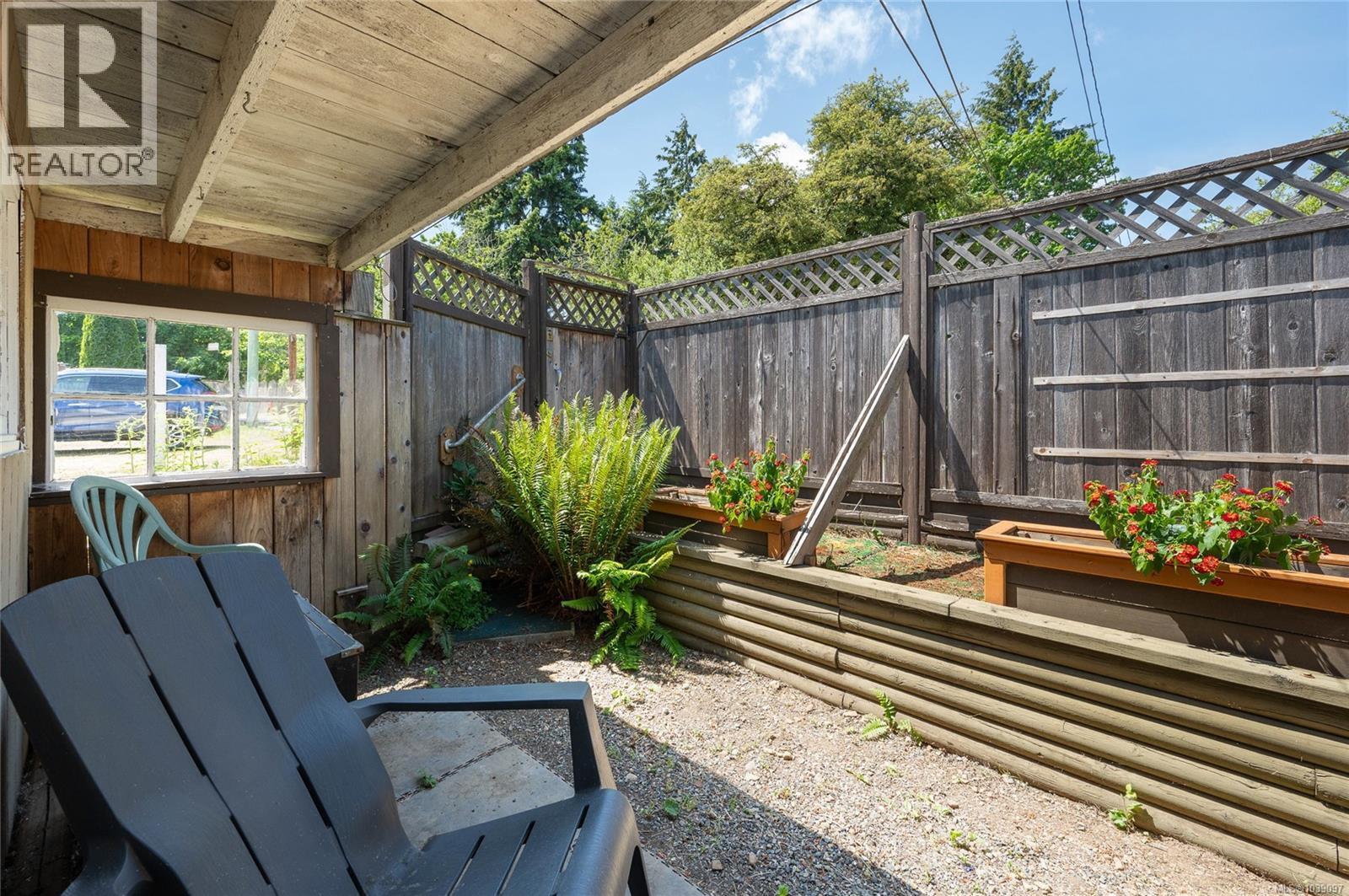 479 Hillcrest Ave - 35