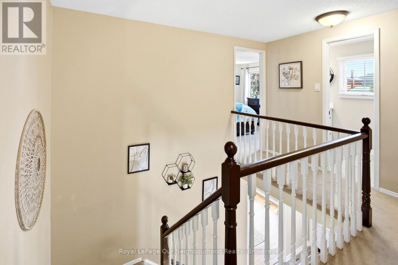 5 CATHERINE DRIVE - 18