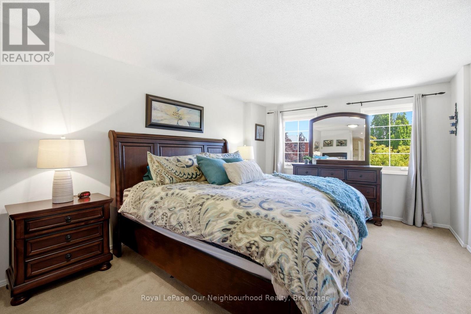 5 CATHERINE DRIVE - 20