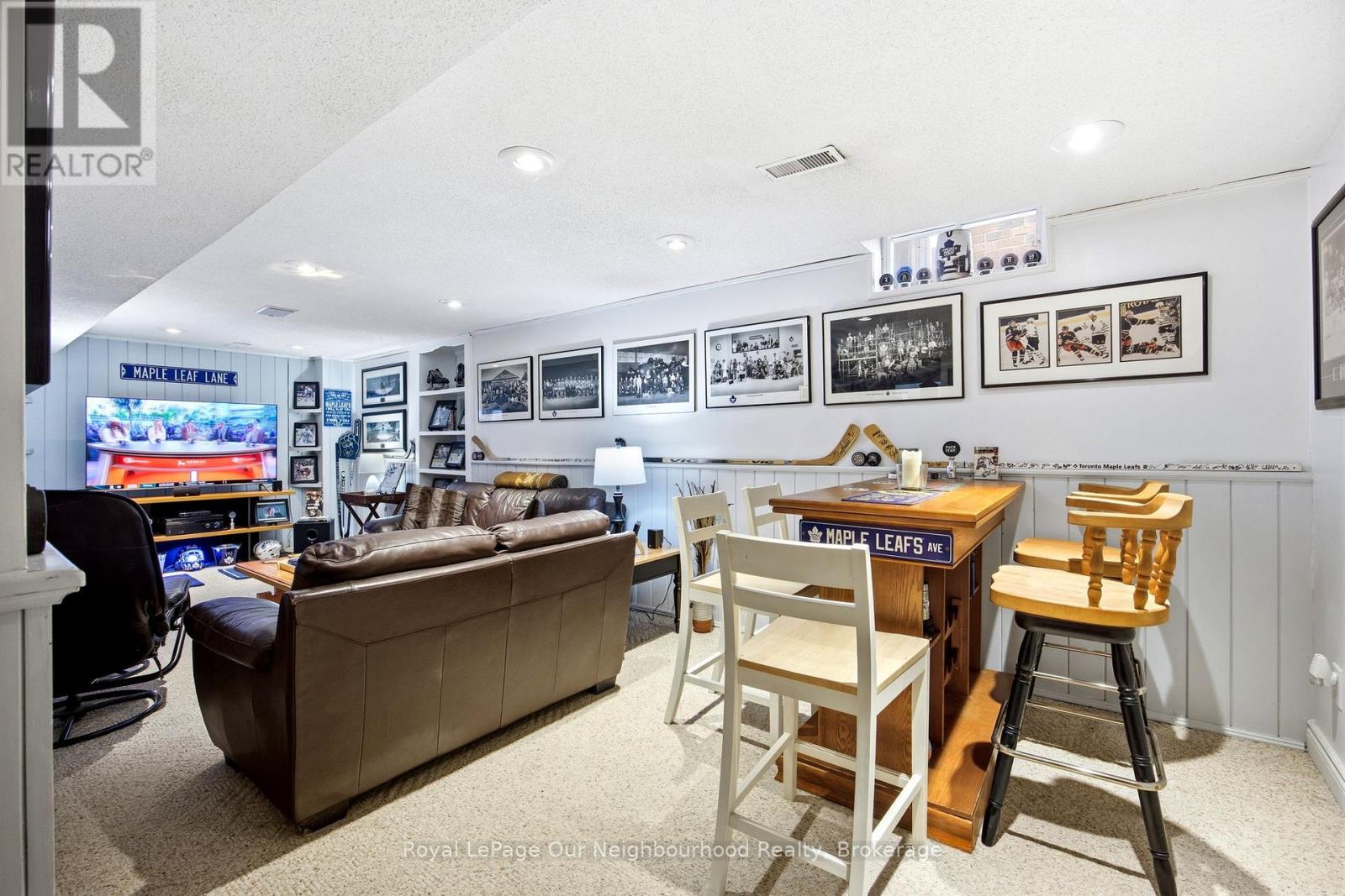 5 CATHERINE DRIVE - 35