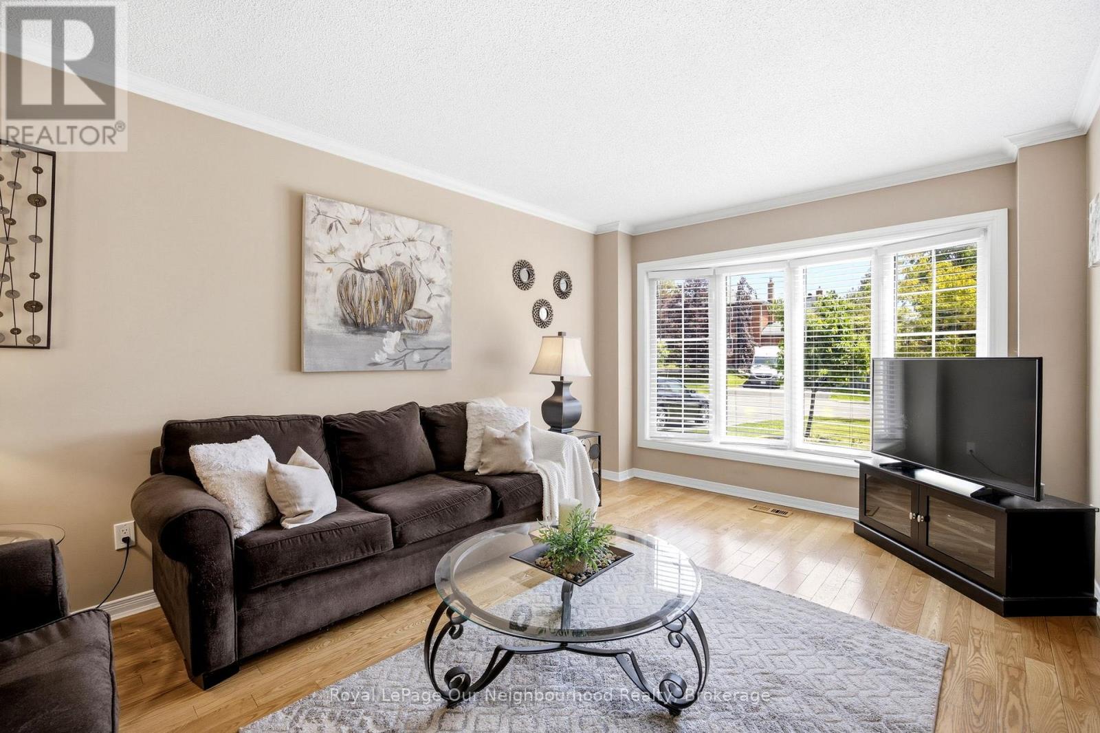 5 CATHERINE DRIVE - 6