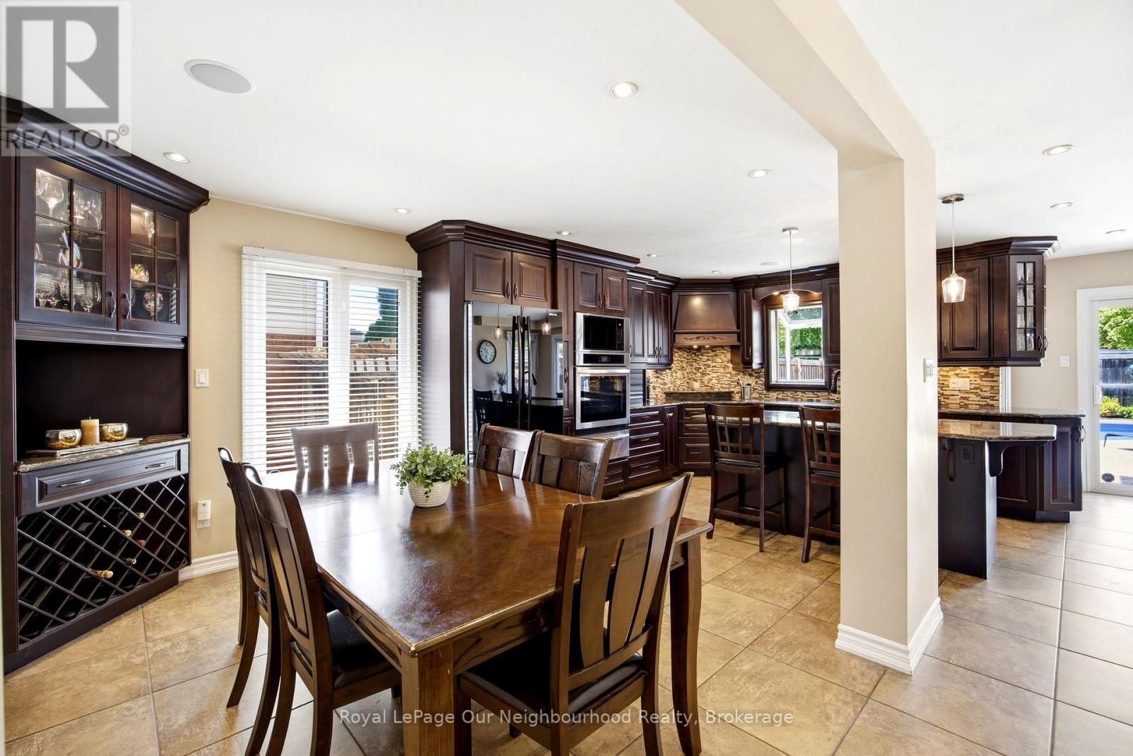 5 CATHERINE DRIVE - 8