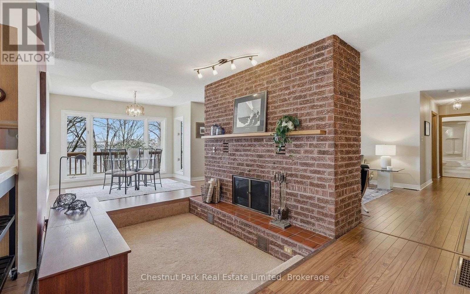 12154 LOYALIST PARKWAY - 20