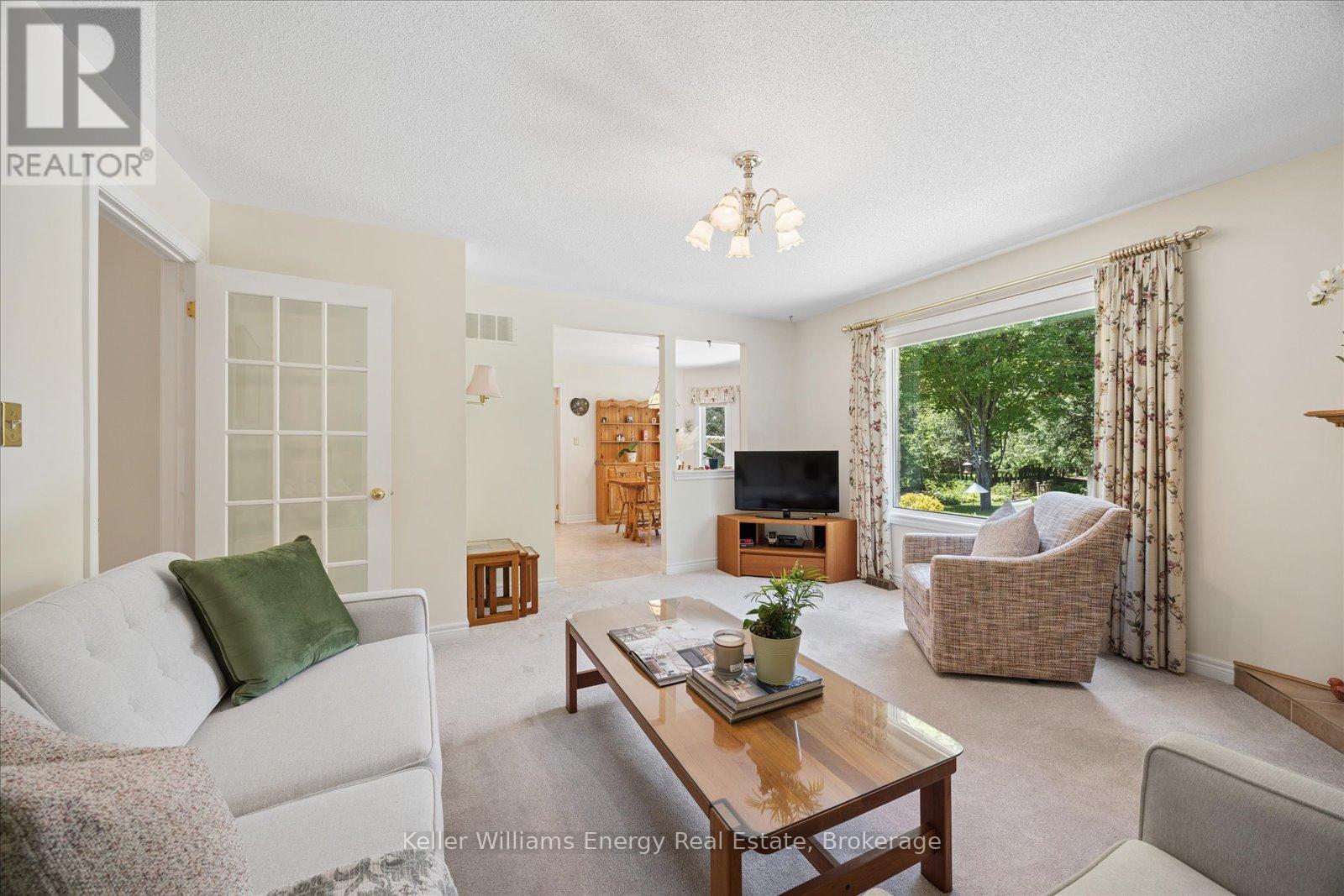 3915 LAROSE CRESCENT - 16